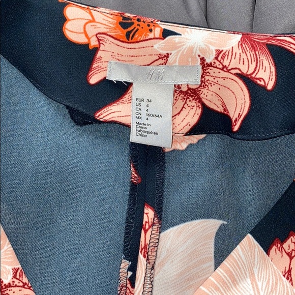 H&M Romper - Picture 3 of 4